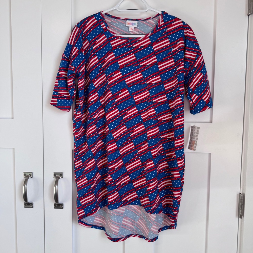 NWT LuLaRoe Irma Tunic‎ Top Women's Size XS American Flag Print Patriotic Stars